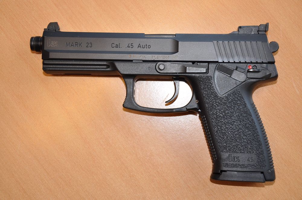 Mark 23 mit LPA von links